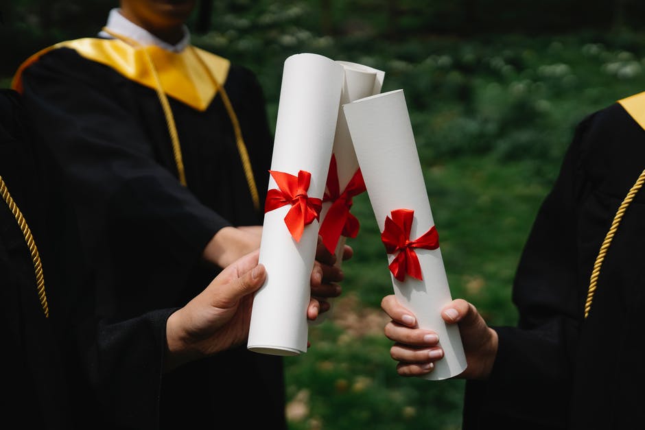 6 Diploma Display Ideas to Showcase Your Hard Work - Same Day Diplomas