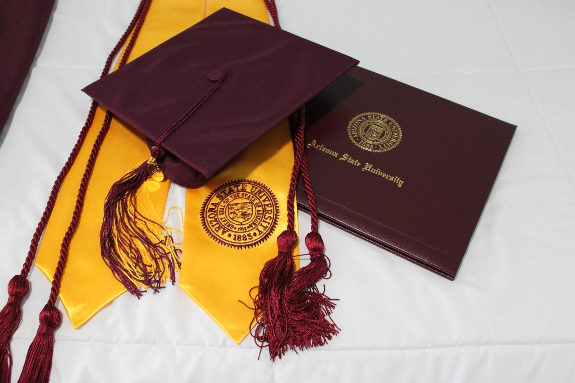 Getting a Replacement Diploma - Same Day Diplomas