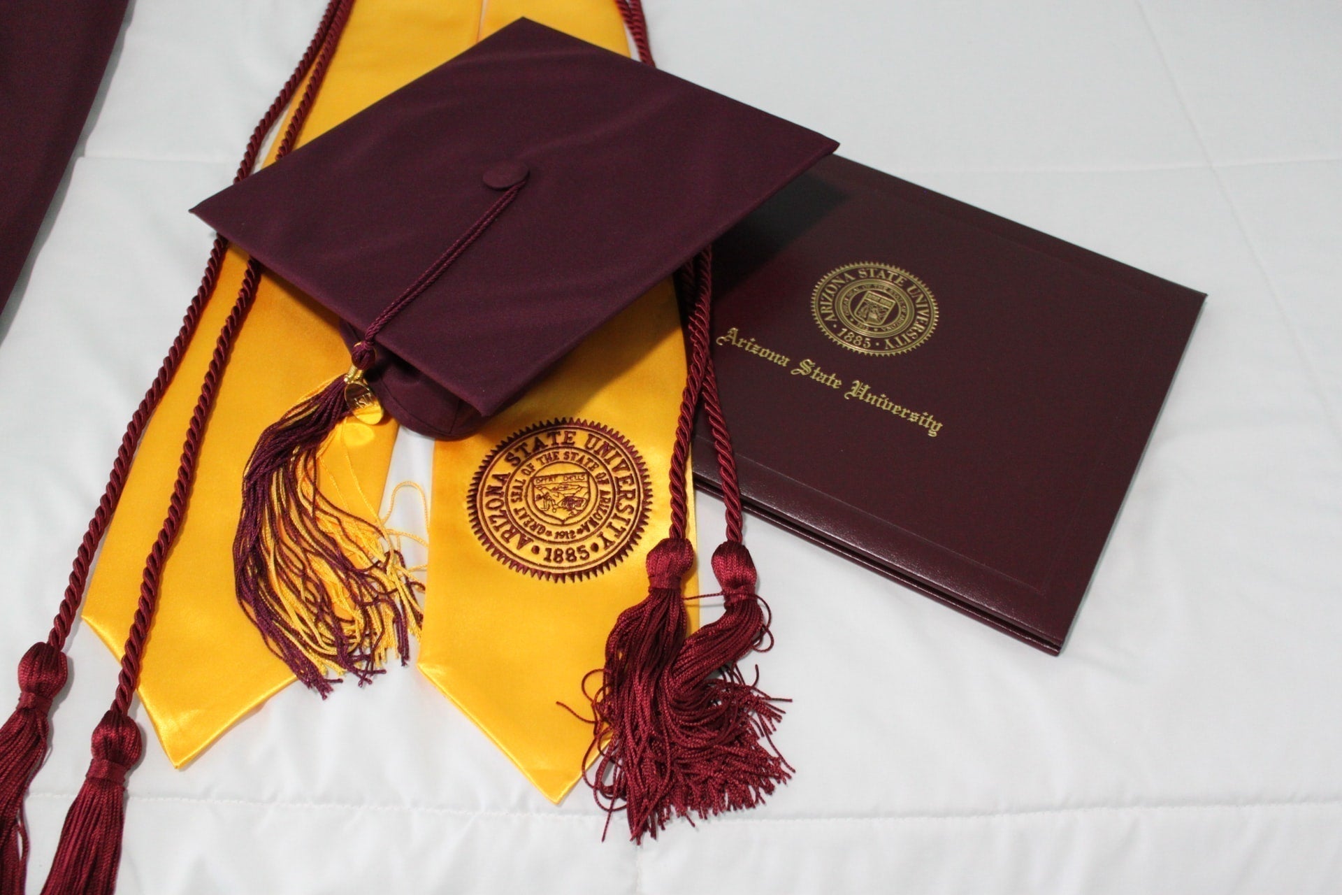 How To Order A Replacement Diploma: What Do You Need? - Same Day Diplomas